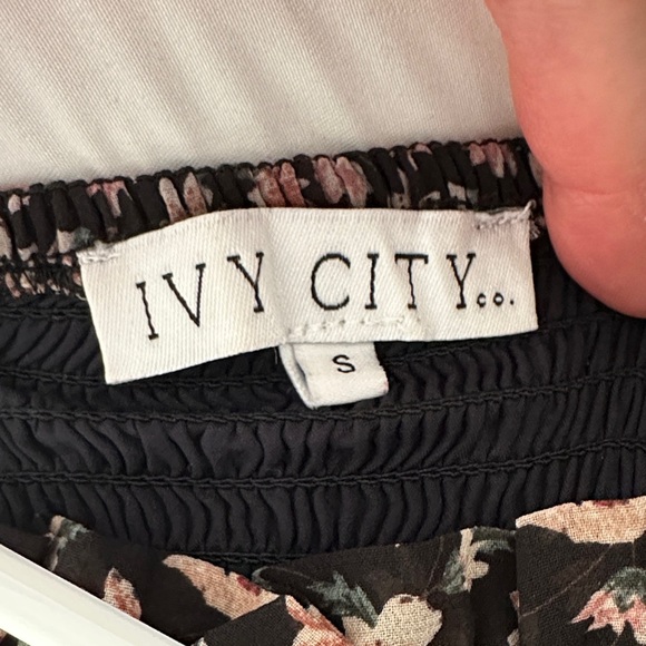 Ivy City Co Black and Pink Floral Long Sleeve Dress - Picture 2 of 2